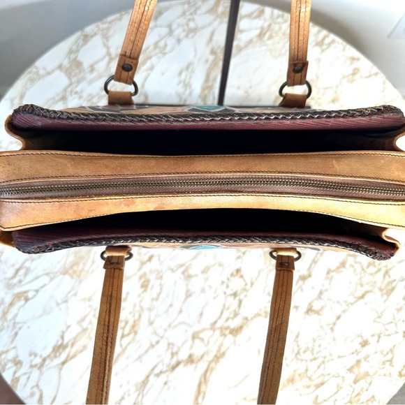 VINTAGE EMBOSSED LEATHER THUNDERBIRD DESIGN-WOVEN LEATHER HANDBAG-Metallic, t - Picture 9 of 16